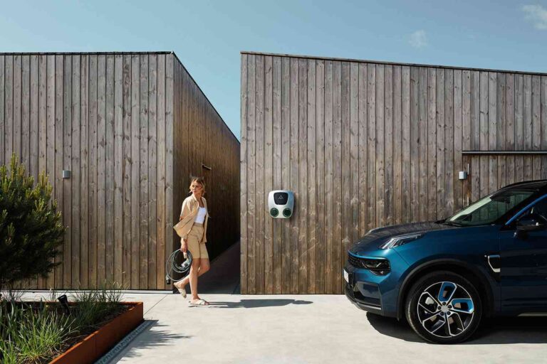 Charge Amps llega a España con sus soluciones para la carga de vehículos eléctricos de alta eficiencia y sostenibilidad