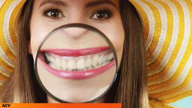 Los españoles y su sonrisa: no llegan al notable