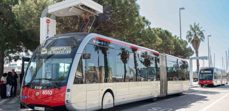 Barcelona ya tiene la segunda línea de bus de alta demanda, completamente eléctrica