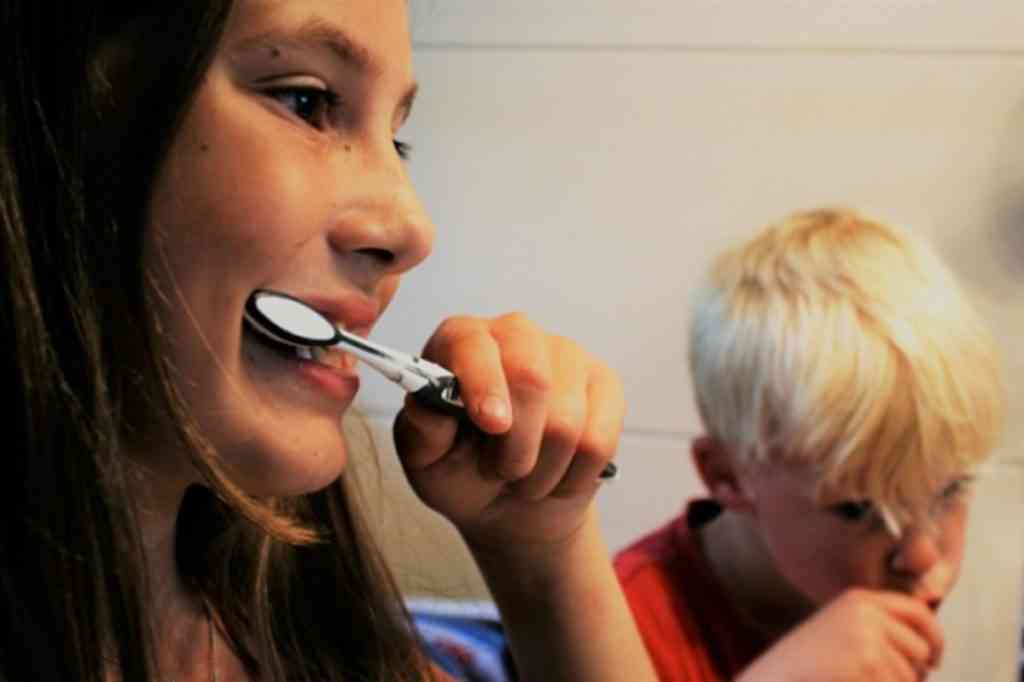 Estos son los errores más comunes que se cometen al cepillarnos los dientes 4