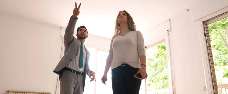 Las provincias de Alicante, Málaga y Almería lideran el dinamismo inmobiliario de compraventa