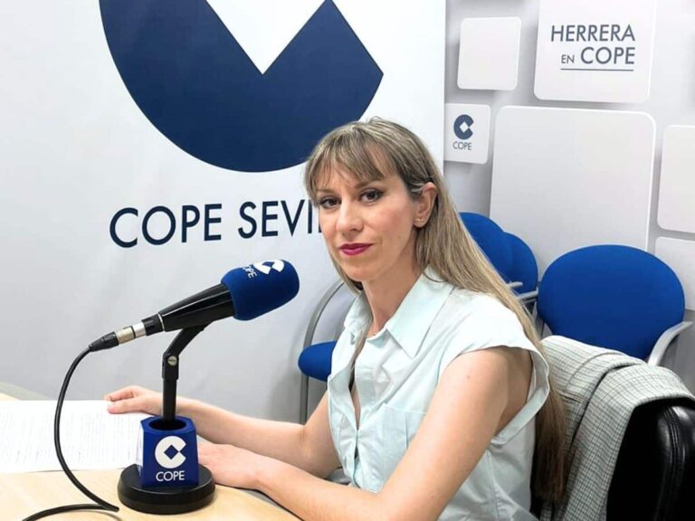 La Dra. Ana Martínez Padilla denuncia la proliferación de premios médicos comprados en entrevista con COPE