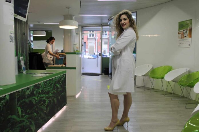 El Instituto Nacional de Micropigmentación regala areolas mamarias en 3D