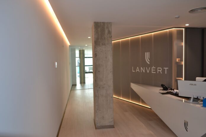 El despacho de abogados Lanvert consigue una sentencia clave sobre seguros de prima única financiada