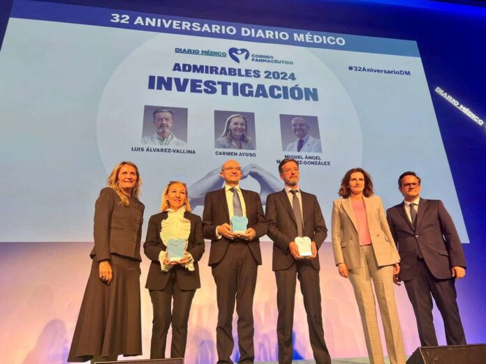 La directora científica del IIS-FJD, Dra. Carmen Ayuso, recibe el premio 'Admirables 2024' en Investigación