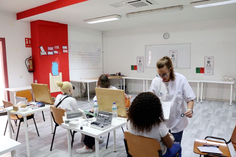 Ver para Crecer da nuevas oportunidades laborales desde la salud visual en Getafe