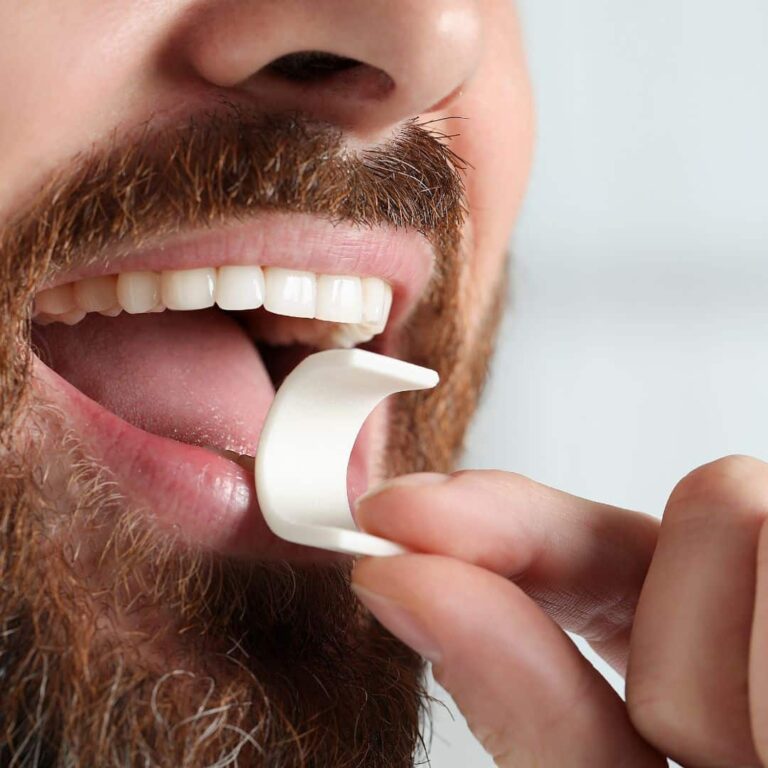 El Centre Dental Francesc Macià analiza la relación del consumo del chicle con la salud oral