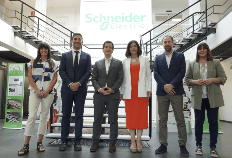El centro de producción de Schneider Electric en Puente la Reina consigue ser Fábrica Cero CO2