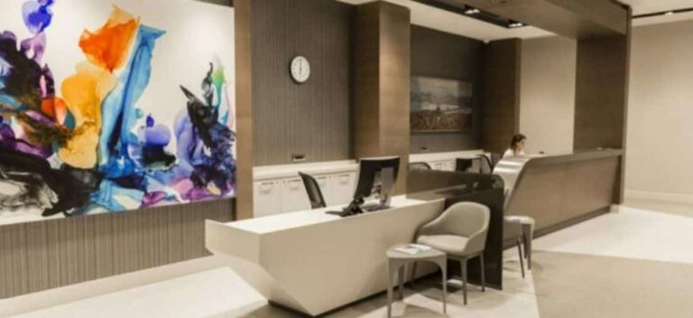 Acibadem explica todo lo que se debe saber antes de realizarse una cirugía estética este verano