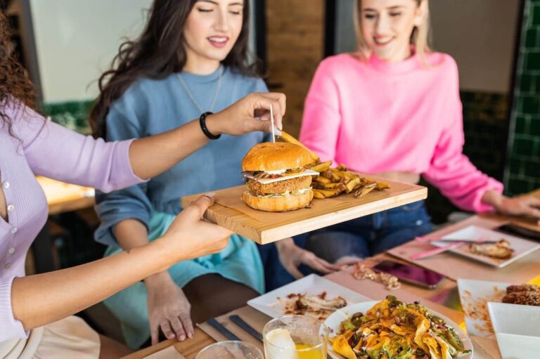La reconocida cadena La Calle Burger, consigue un nuevo franquiciado en Rubí junto a Tormo Franquicias