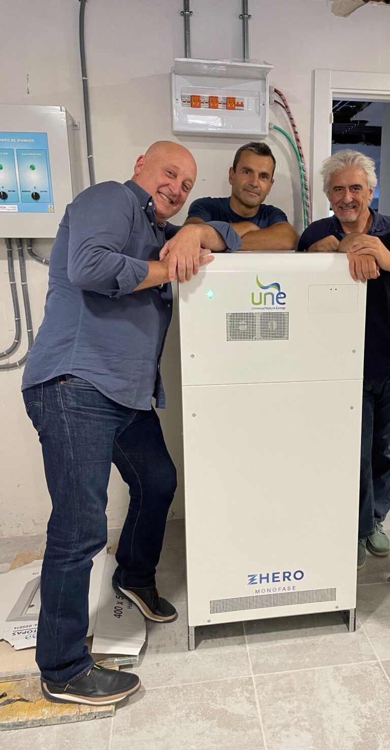 Primera implantación OFF GRID de ZHERO® Engineered by UNE en una vivienda de la Comunidad de Madrid