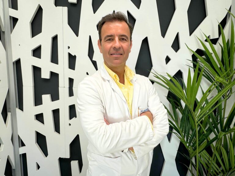 Dr. Alberto Marqués, traumatólogo experto en cirugía endoscópica de columna de Policlínica Gipuzkoa: "La cirugía endoscópica de columna minimiza la agresión a los tejidos y facilita la recuperación"