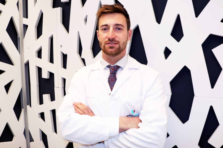 Asier Cuéllar, traumatólogo de Policlínica Gipuzkoa: "Las cirugías de ligamento cruzado anterior tienen una gran tasa de éxito"