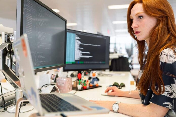 Redkom Computers mejora la eficiencia empresarial con servicios especializados en informática y ofimática