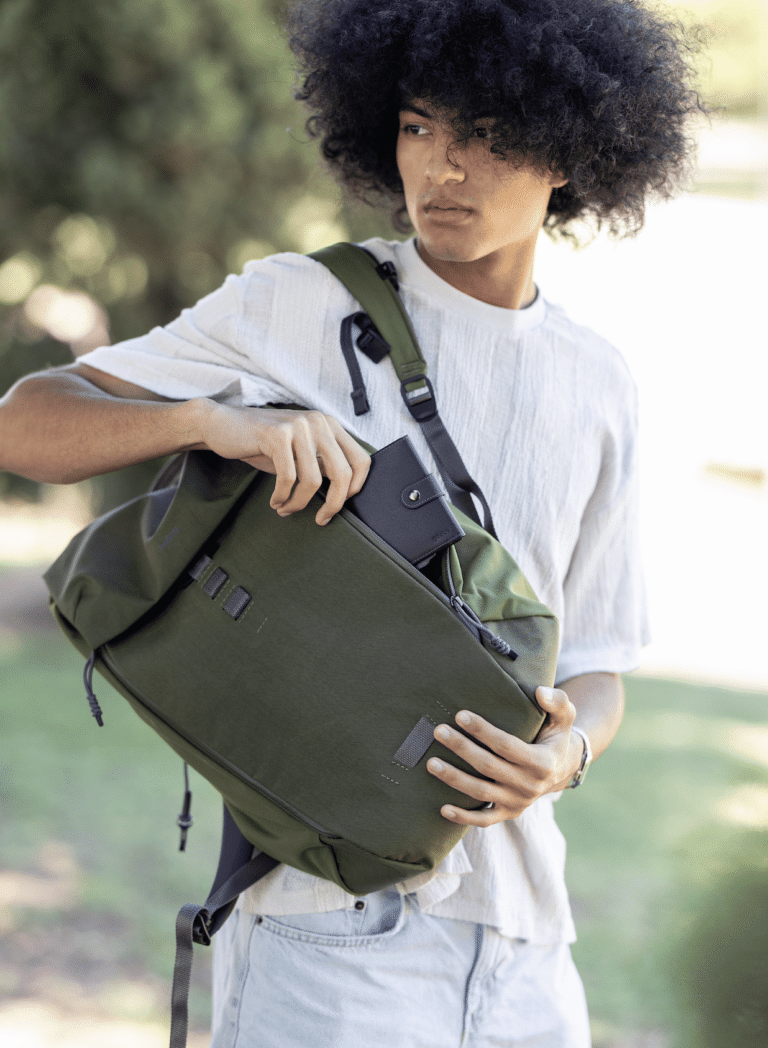 Goblue lanza su primera colección de carteras tipo pop-up