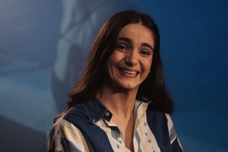 Inés Rodríguez, logopeda e ‘influencer’ con parálisis cerebral, se incorpora como embajadora de la Fundación Adecco