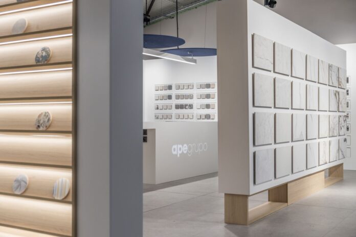 Jóvenes arquitectos exploran la cerámica y la arquitectura en la ETSAM de la mano de APE Grupo