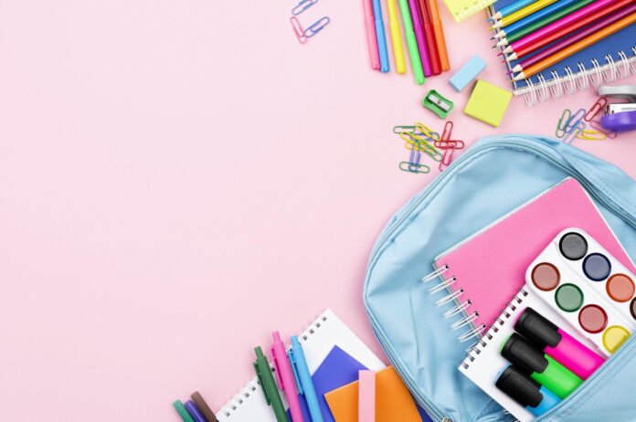Megacity se posiciona como líder en la venta de material escolar barato
