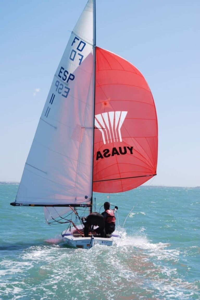 El Campeonato de Europa de Flying Dutchman pide paso en aguas de la bahía gaditana