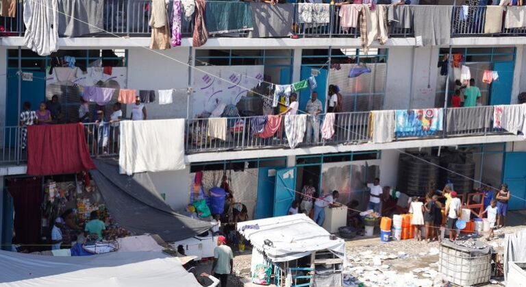 Unos 700.000 desplazados en Haití, la mitad de ellos niños