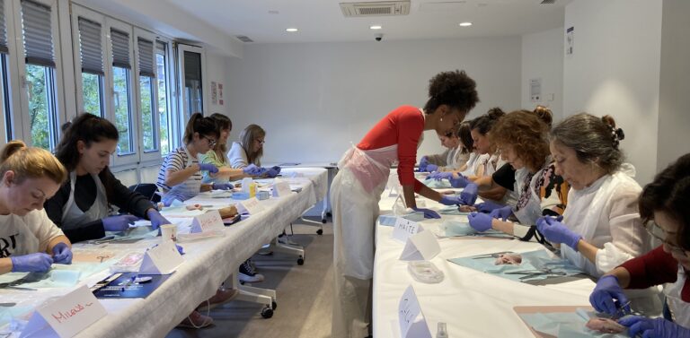 El COEGI incrementa en un 36% la partida presupuestaria destinada a becas formativas para las enfermeras que trabajan en Gipuzkoa