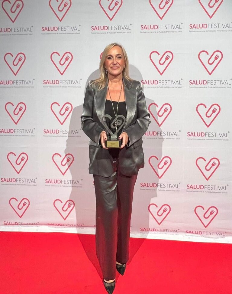 La Dra. Gracia Moreno Torres recibe el premio a la Mejor Médico Nacional en Medicina Estética