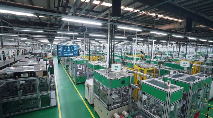 El Foro Económico Mundial reconoce a las fábricas de Schneider Electric en Shanghái, China y Monterrey, México como nuevos 'Lighthouses'