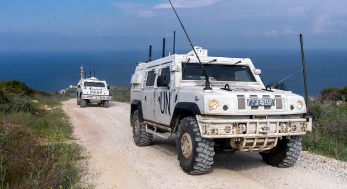 Líbano: Tanques israelíes fuerzan la entrada de una posición de las fuerzas de mantenimiento de la paz de la ONU