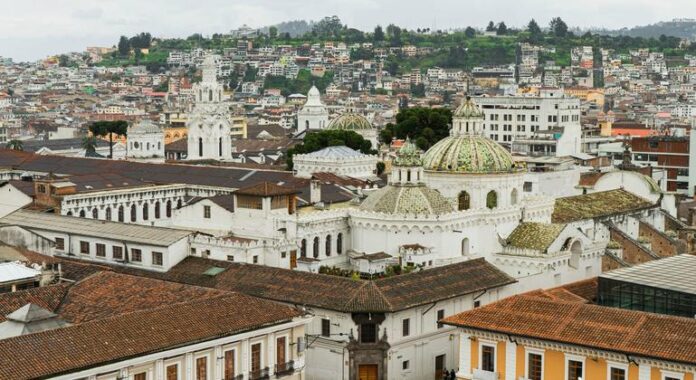 Ecuador debe prevenir y combatir todas las formas de violencia contra mujeres y niñas