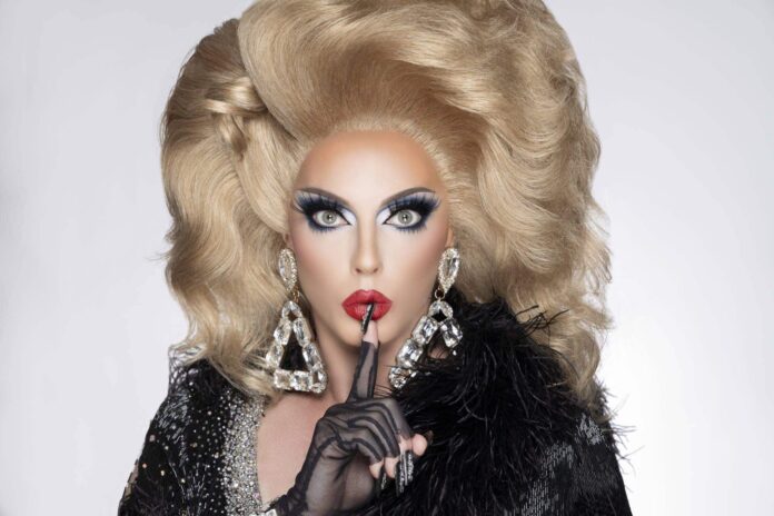 Gillian Anderson, Paco León, Gottmik y Alyssa Edwards encabezan los Alan Turing LGTBIQA+ Awards 2024