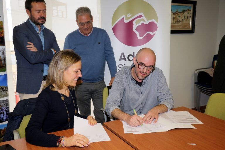 ADEL pone 725.000 euros en manos de los emprendedores de la Sierra Norte