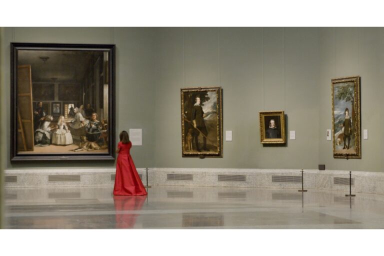 El Museo Nacional del Prado os desea un feliz 2025 con la mejor versión de “España camisa blanca”