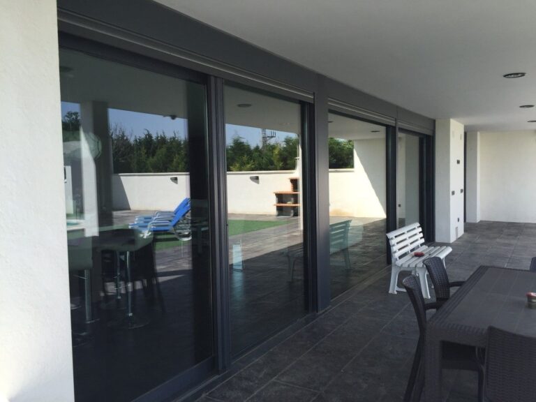 Carpintería Metálica Villanueva presenta las tendencias en aluminio para el 2025