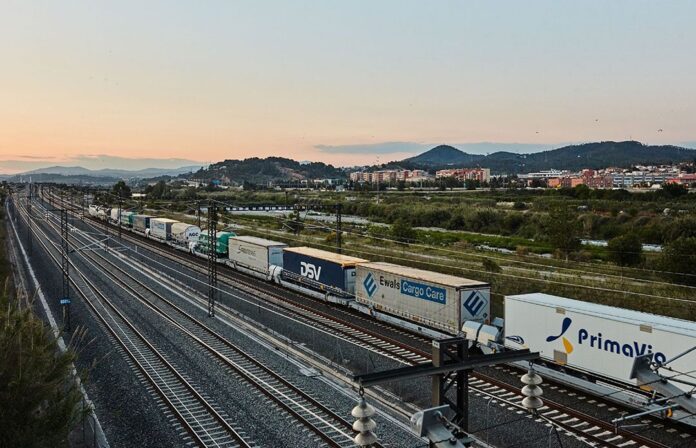 La Infraestructura de Datos Espaciales de Adif (IDEADIF) se apoya en BIM y GIS para mejorar la gestión de sus activos ferroviarios
