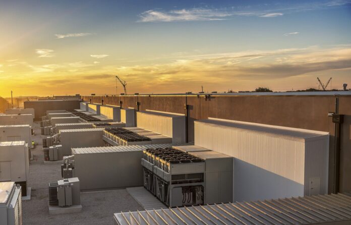 Vertiv y Compass Datacenters colaboran en un sistema combinado de refrigeración líquida y por aire para acelerar el despliegue de la refrigeración líquida en aplicaciones de IA