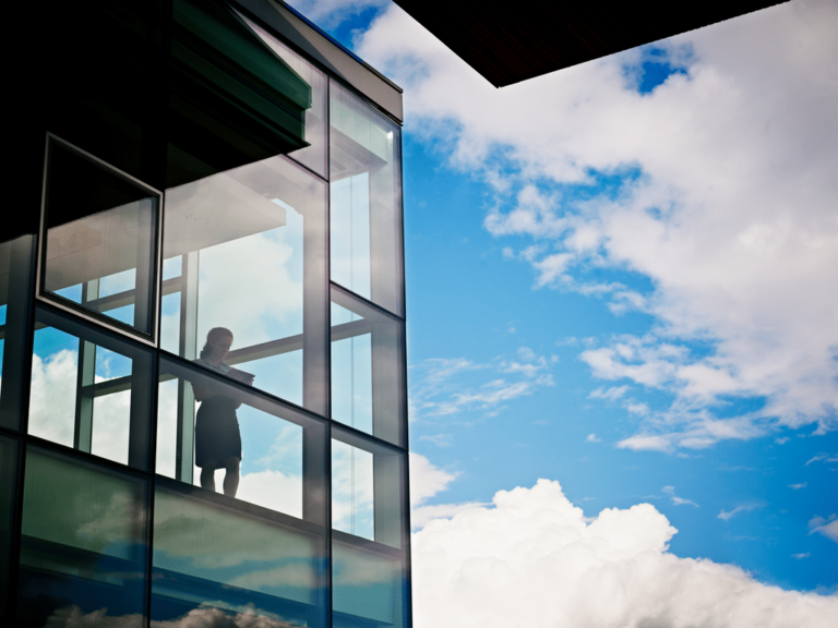 Atos acelera el viaje a la nube del Banco Mercantil de Brasil