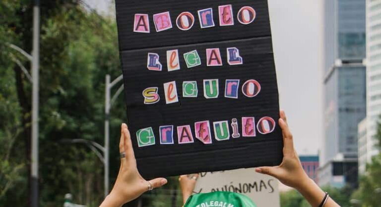 El embarazo y la maternidad forzada de niñas violadas en Ecuador y Nicaragua equivale a tortura