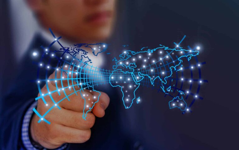 La IA, el nuevo pasaporte al éxito profesional: Cómo convertirse en la pieza clave que buscan las empresas