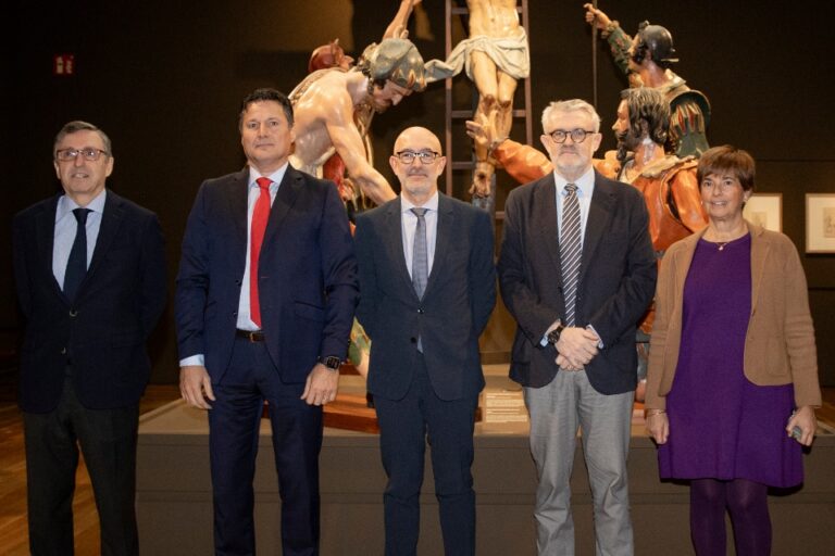 El Museo Nacional del Prado muestra cómo el volumen y el color se pusieron al servicio de la persuasión religiosa en la Edad Moderna a través de un conjunto excepcional de obras maestras de la escultura policromada española