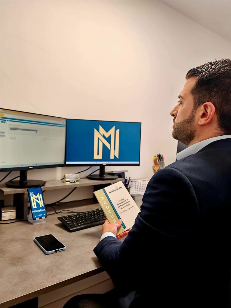 Los profesionales de NM Procuradores celebran diez años desempeñando la función de Procuradores de los Tribunales