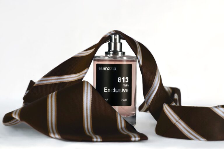 Esenzzia celebra el Día del Padre con descuentos del 15% en sus perfumes de equivalencia