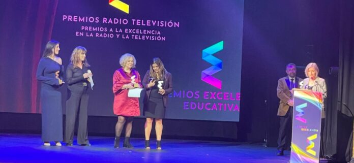 Formación Universitaria galardonada como Mejor Centro a Nivel Nacional Especializado en los Cursos Adaptados a los Certificados de Profesionalidad