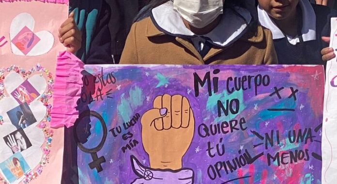 Los derechos de las mujeres están bajo asedio