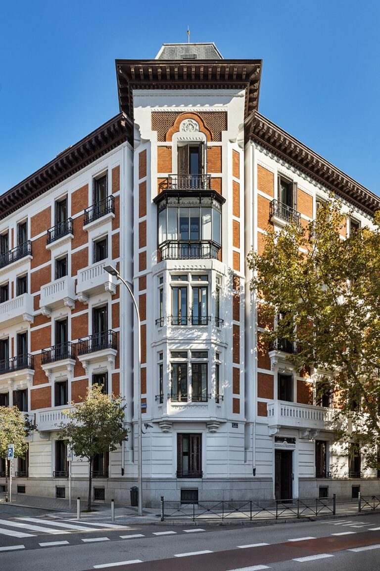 Schmidt aterriza en Casa Decor 2025, el gran escaparate nacional del diseño