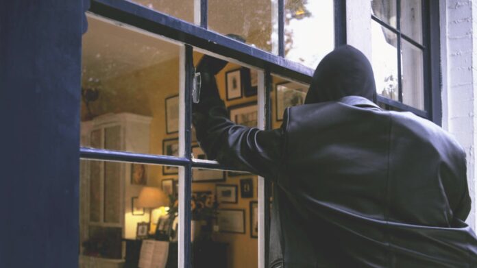 Aumentan un 11% los avisos a la policía por saltos de alarma durante la Semana Santa
