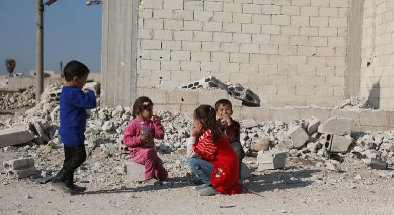 La acción militar israelí pone en peligro la transición política en Siria