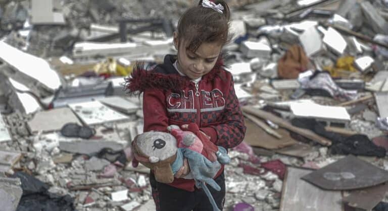 Gaza, Colombia, Día de la Madre Tierra... Las noticias del martes