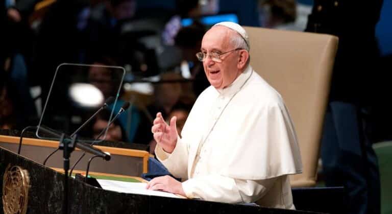 Papa Francisco, Gaza, Haití... Las noticias del lunes