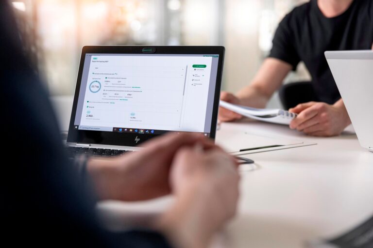 Schaeffler ofrece a sus clientes transparencia sobre la huella de CO2e durante la producción y la fase de uso