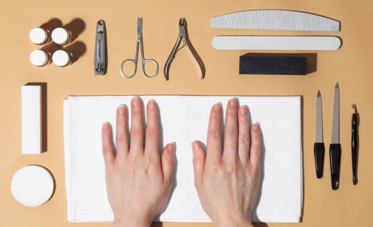 Cómo disimular las imperfecciones de nuestras uñas